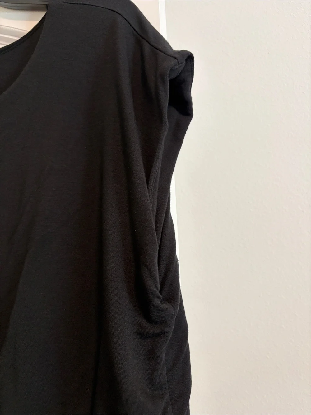 Lou & Grey Black Elastic-Waist Midi Dress - Picture 6 of 6